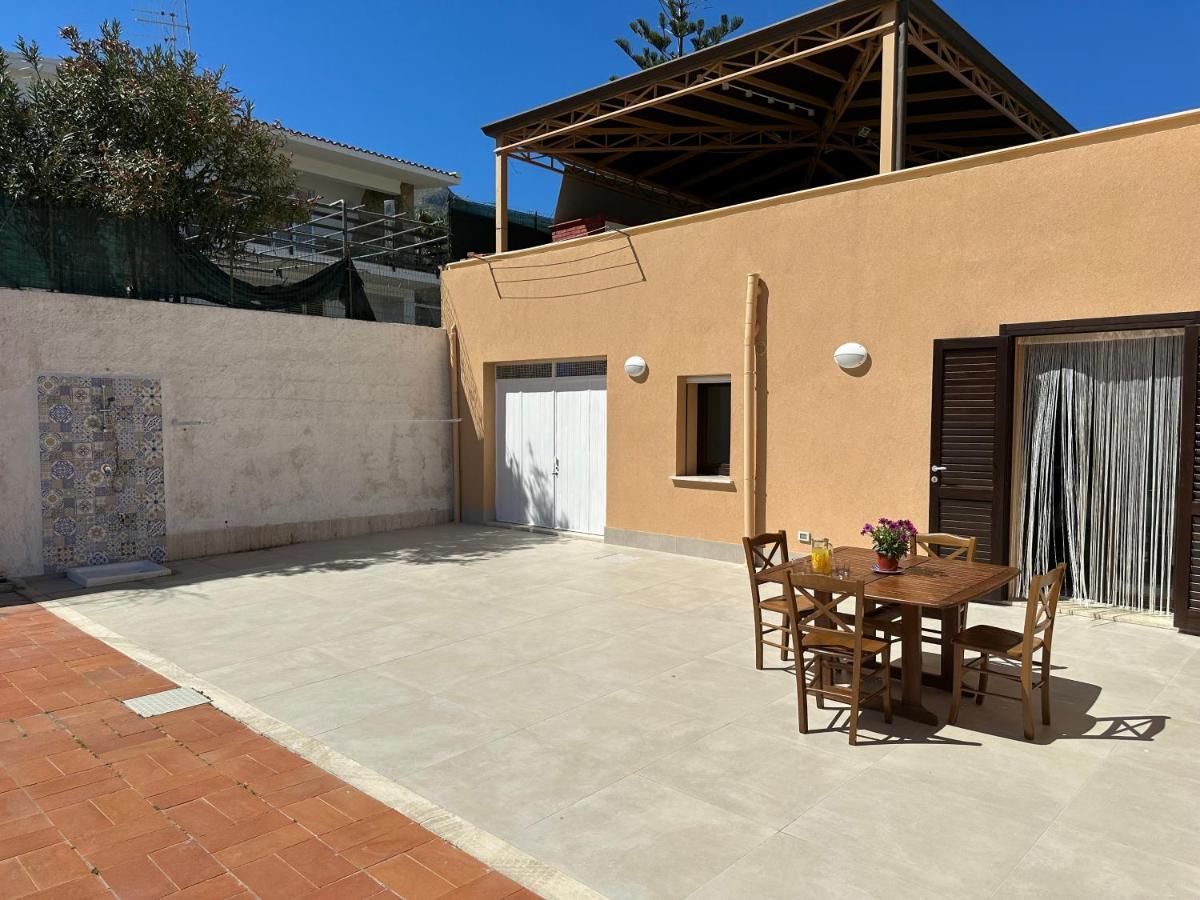 Villa Fiorenza - 100 Mt Dal Mare Castellammare del Golfo Exterior photo